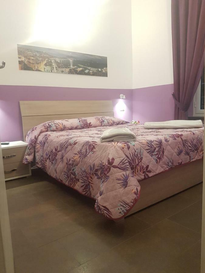 Gradoni Di Chiaia Twenty Three Bed and Breakfast Nápoles Exterior foto